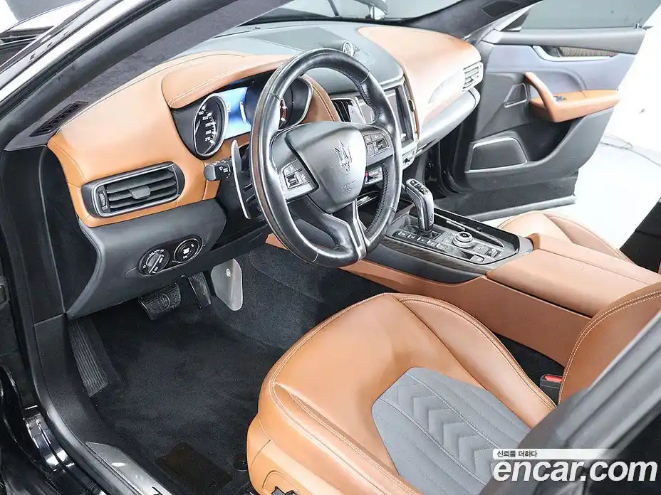 Maserati Levante 2020 3.0 гидро, фото 17