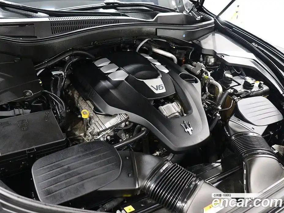 Maserati Levante 2020 3.0 гидро, фото 19