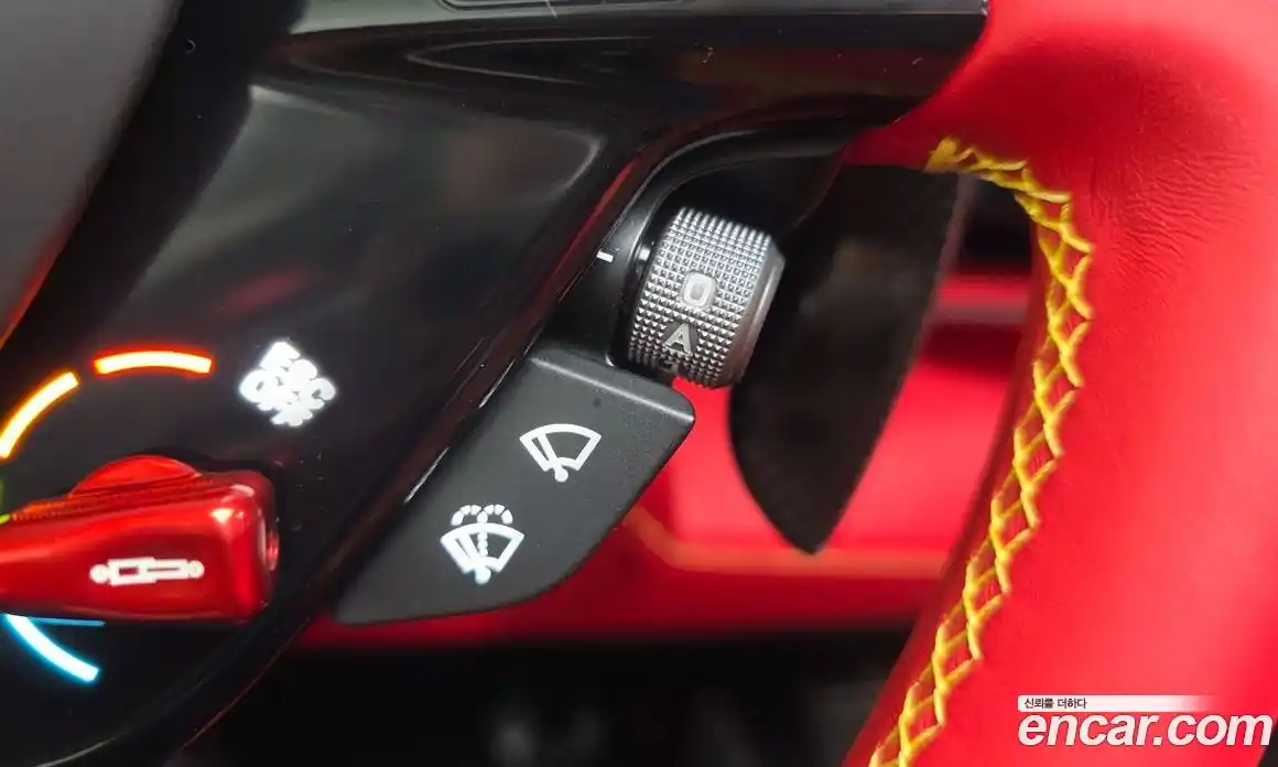 Ferrari 296 2024 3.0 автомат (гидро), фото 18