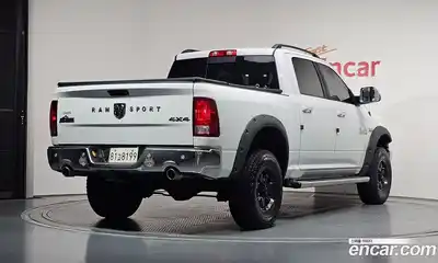 Dodge Ram Pick Up 2016 5.7 гидро, миниатюра 2