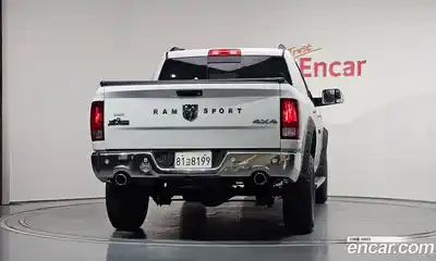 Dodge Ram Pick Up 2016 5.7 гидро, миниатюра 4