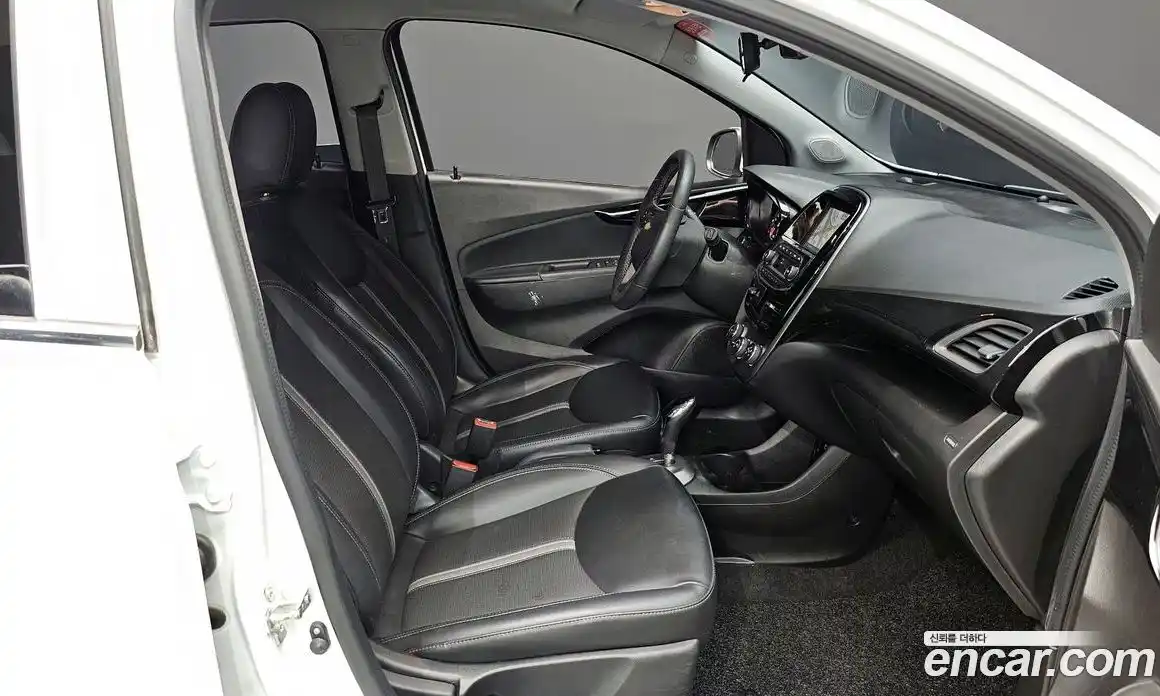 Chevrolet Spark 2021 1.0 автомат (гидро), фото 14