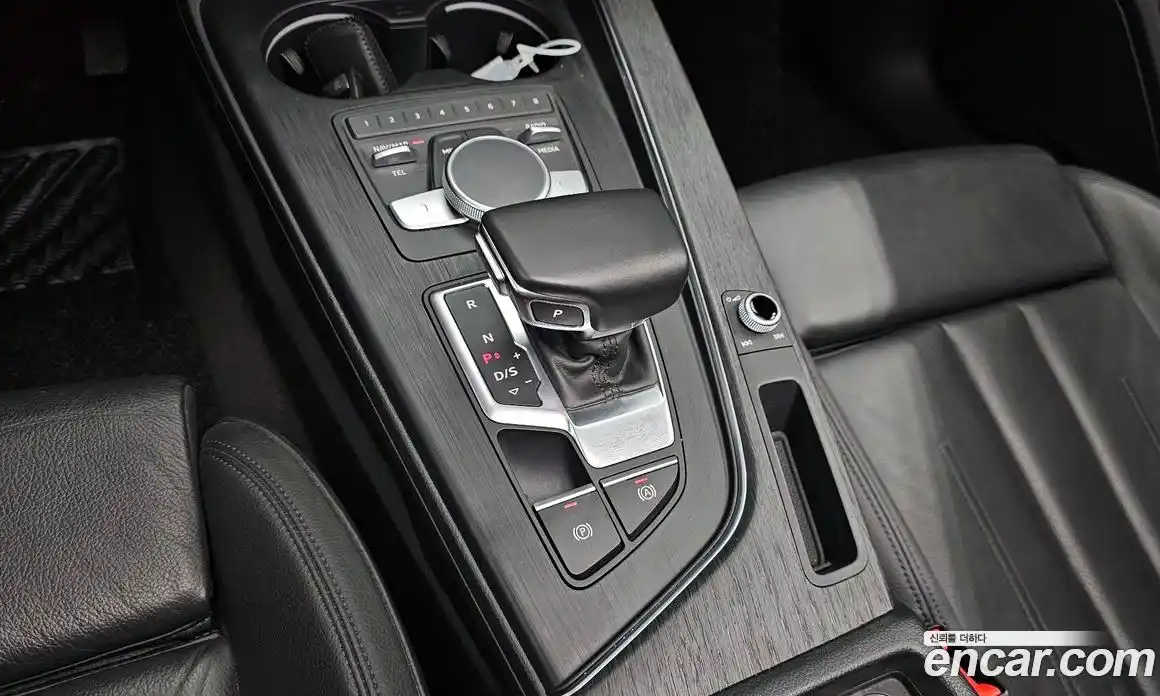 Audi A4 2019 2.0 автомат (гидро), фото 9