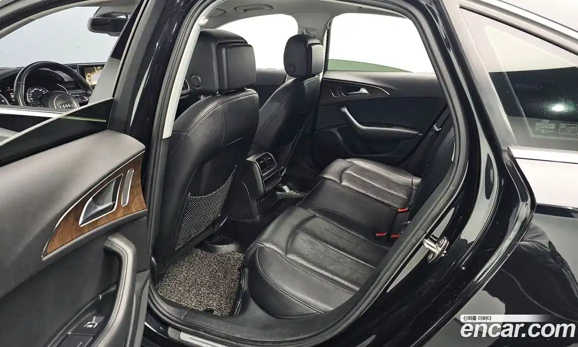Audi A6 2015 2.0 автомат (гидро), фото 12