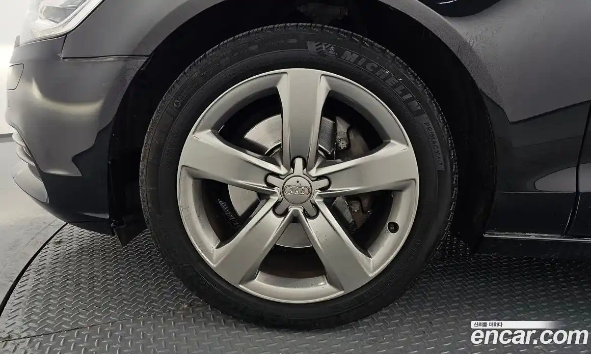 Audi A6 2015 2.0 автомат (гидро), фото 5