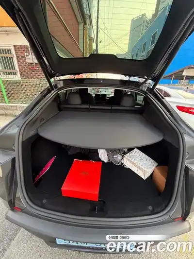 Tesla Model Y 2025 гидро, миниатюра 10