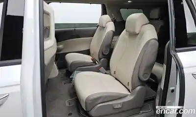 Kia Carnival 2024 1.6 автомат (гидро), миниатюра 11