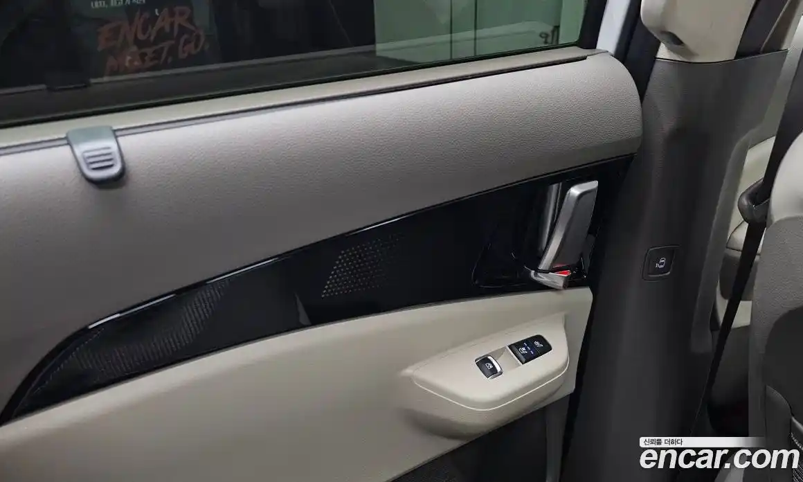 Kia Carnival 2024 1.6 автомат (гидро), фото 18