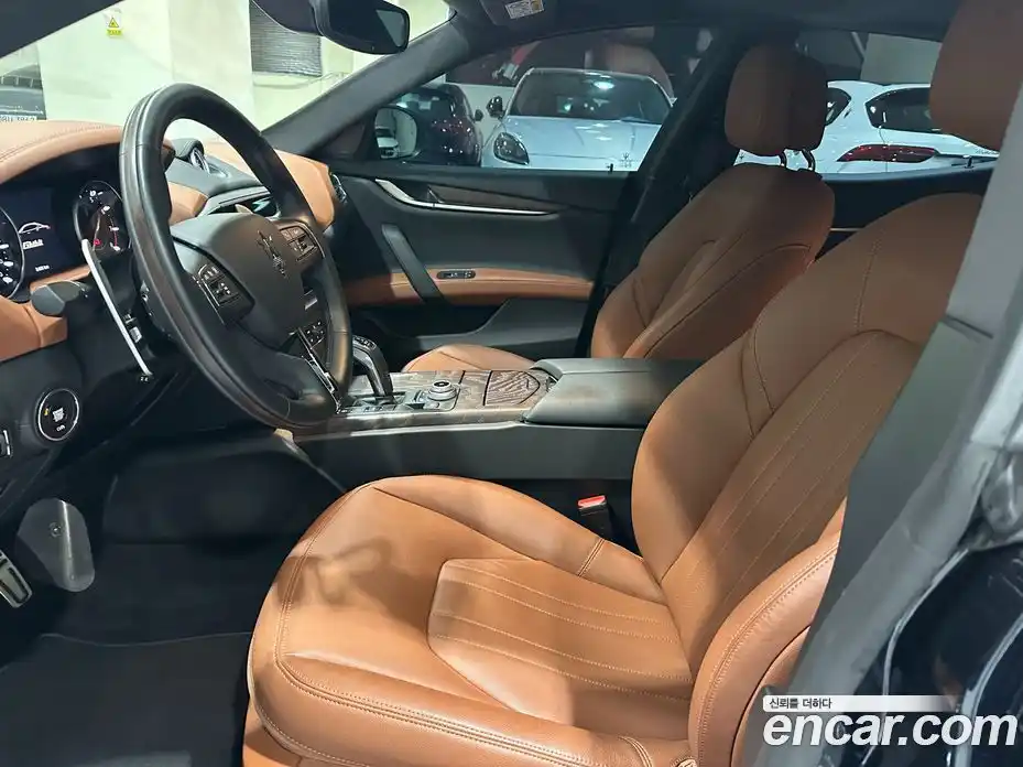 Maserati Ghibli 2023 2.0 гидро, фото 10