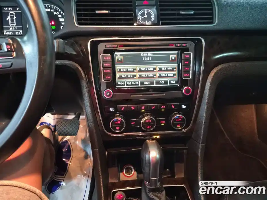 Volkswagen Passat 2014 2.0 автомат (гидро), фото 12
