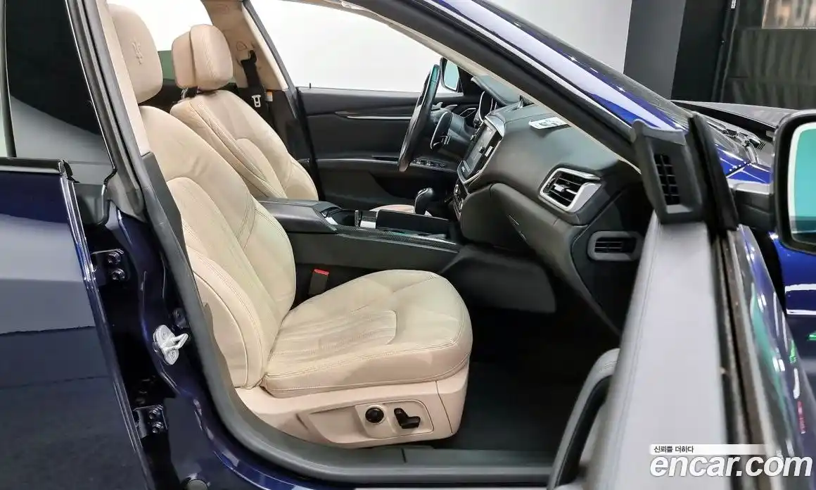 Maserati Ghibli 2014 3.0 гидро, фото 11