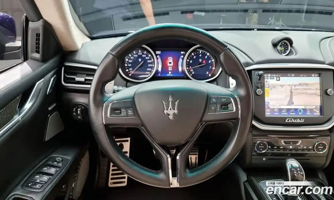Maserati Ghibli 2014 3.0 гидро, фото 13