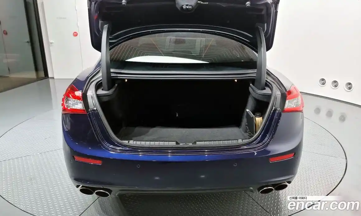 Maserati Ghibli 2014 3.0 гидро, фото 20