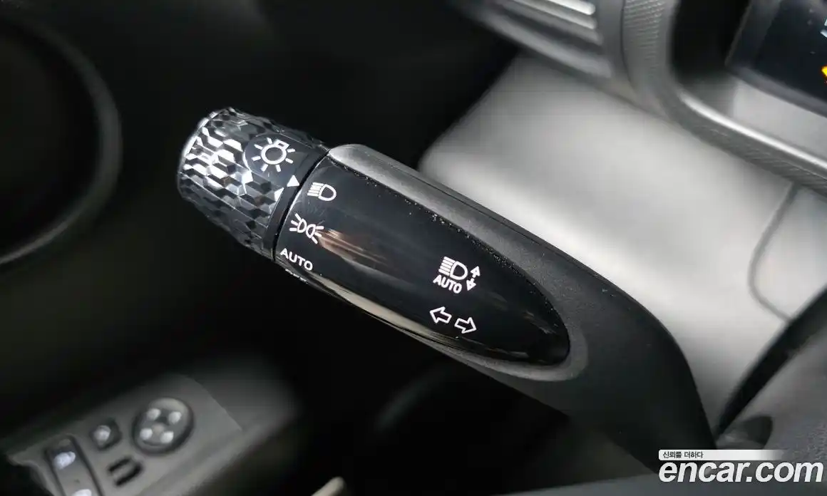 Hyundai Casper 2023 1.0 автомат (гидро), фото 29
