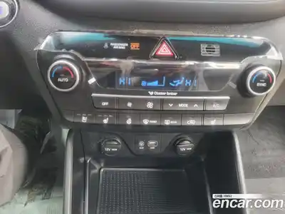 Hyundai Tucson 2019 1.6 автомат (гидро), миниатюра 11