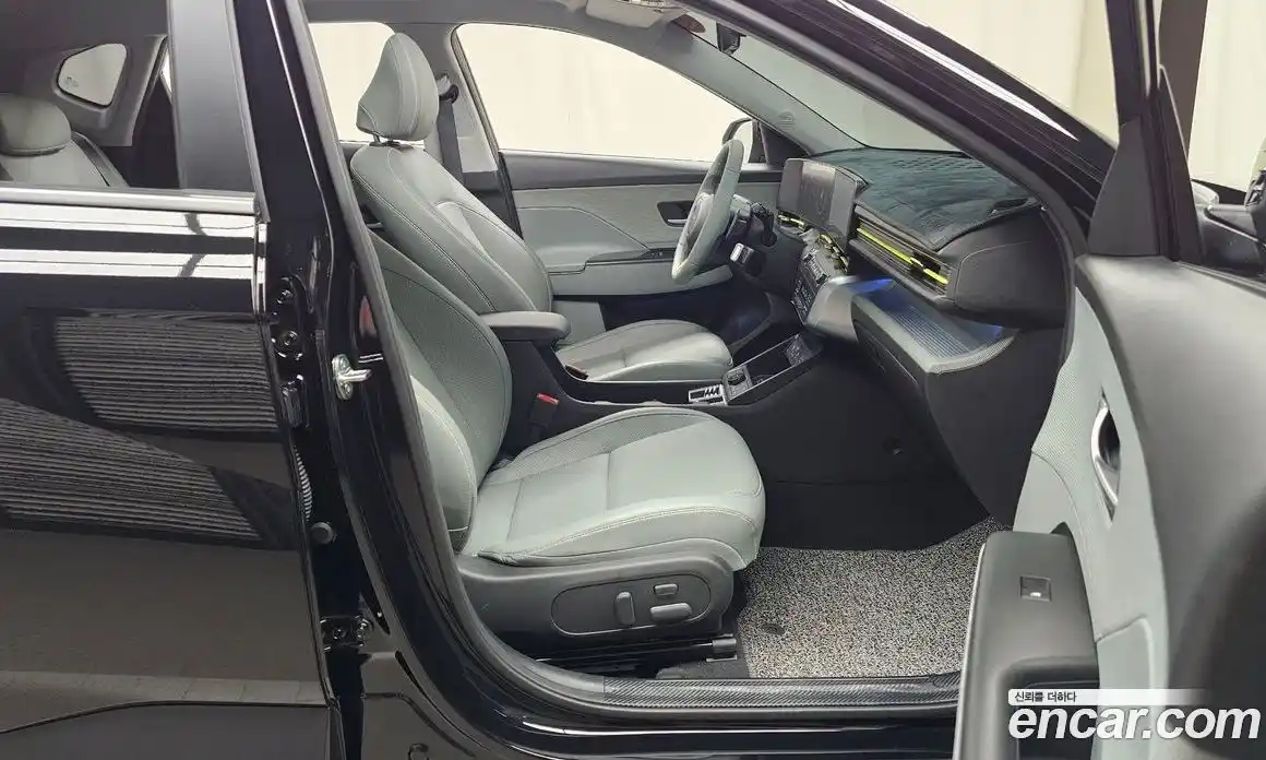 Hyundai Kona 2024 1.6 автомат (гидро), фото 16