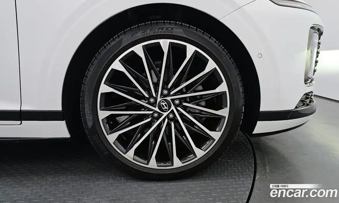 Hyundai Grandeur 2024 2.5 автомат (гидро), фото 6