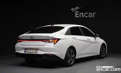Hyundai Avante 2021 1.6 автомат (гидро), миниатюра 2