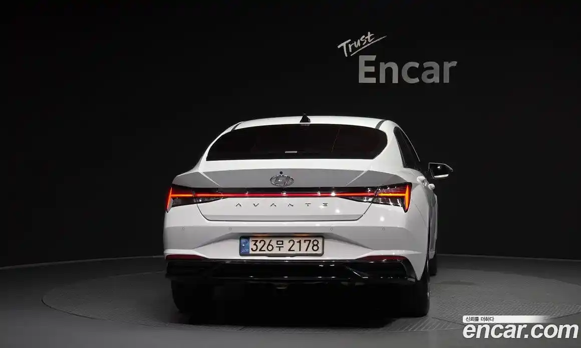 Hyundai Avante 2021 1.6 автомат (гидро), фото 4