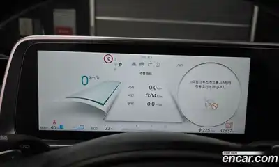 Hyundai Ioniq 6 2024 0.1 автомат (гидро), миниатюра 8