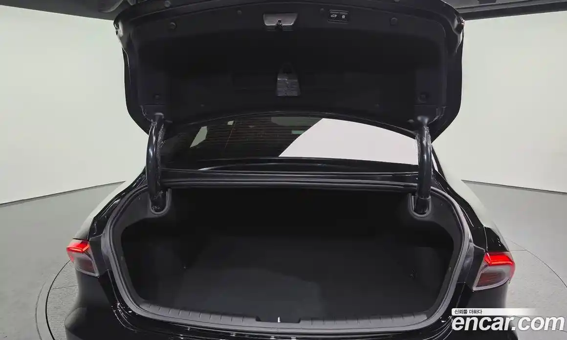 Hyundai Grandeur 2022 2.5 автомат (гидро), фото 20