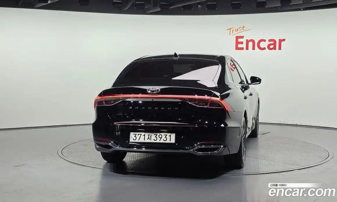 Hyundai Grandeur 2022 2.5 автомат (гидро), фото 4