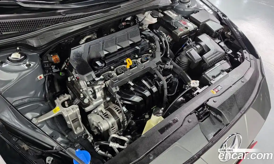 Hyundai Avante 2020 1.6 автомат (гидро), фото 6