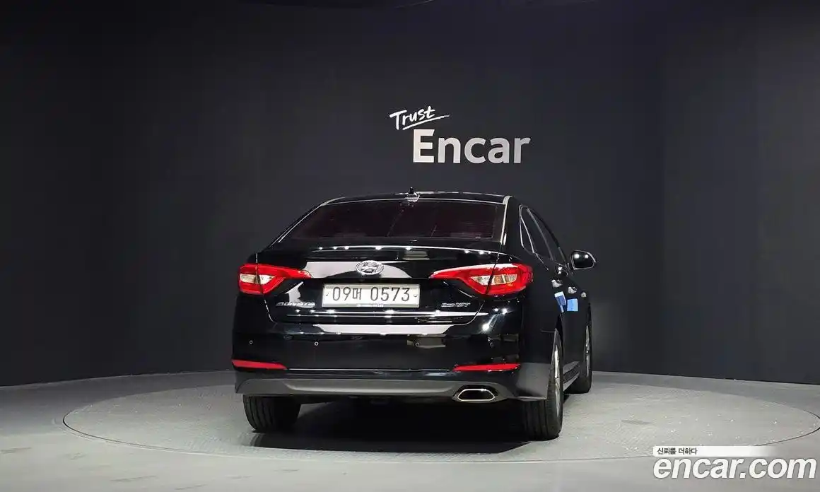Hyundai Sonata 2016 1.6 автомат (гидро), фото 4