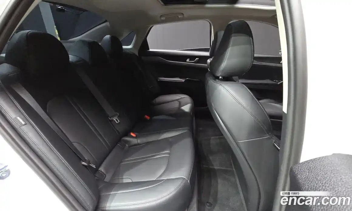 Kia K5 (Optima) 2025 2.0 автомат (гидро), фото 12