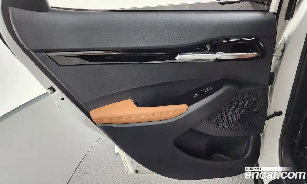 Kia Seltos 2024 1.6 автомат (гидро), фото 15