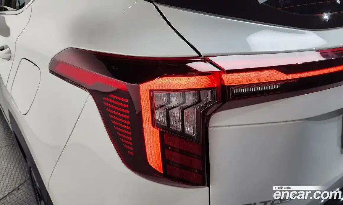 Kia Seltos 2024 1.6 автомат (гидро), фото 9
