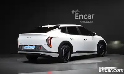 Kia EV4 2025 0.2 автомат (гидро), миниатюра 2