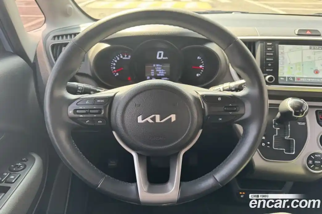 Kia Ray 2022 1.0 автомат (гидро), фото 13