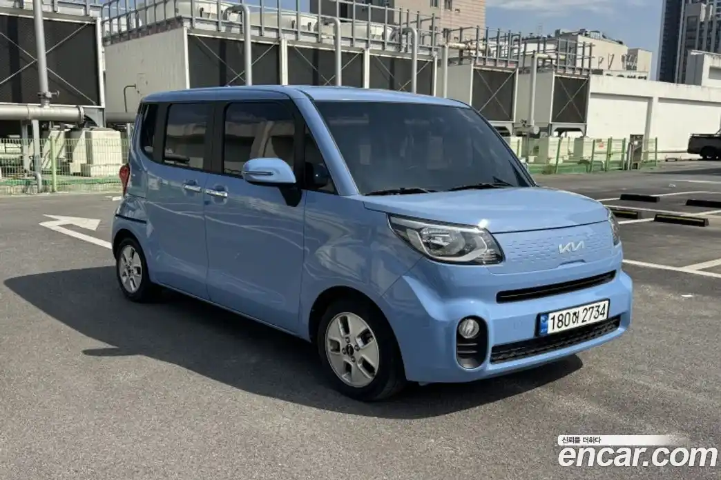 Kia Ray 2022 1.0 автомат (гидро), фото 9