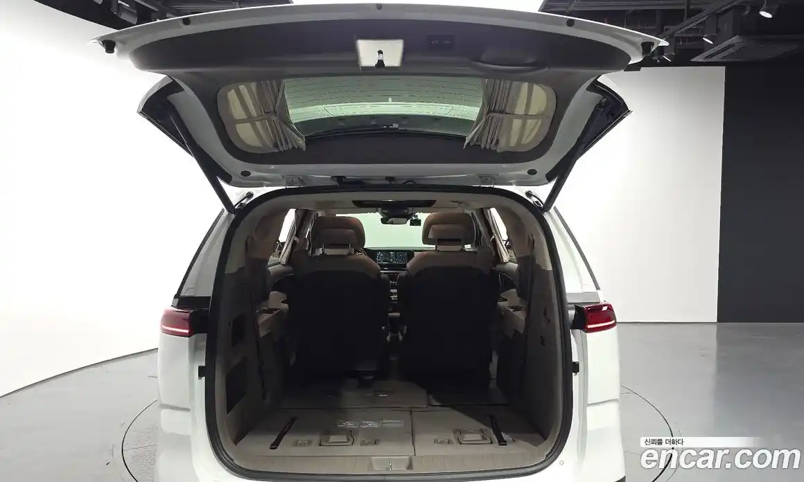 Kia Carnival 2022 3.5 автомат (гидро), фото 26