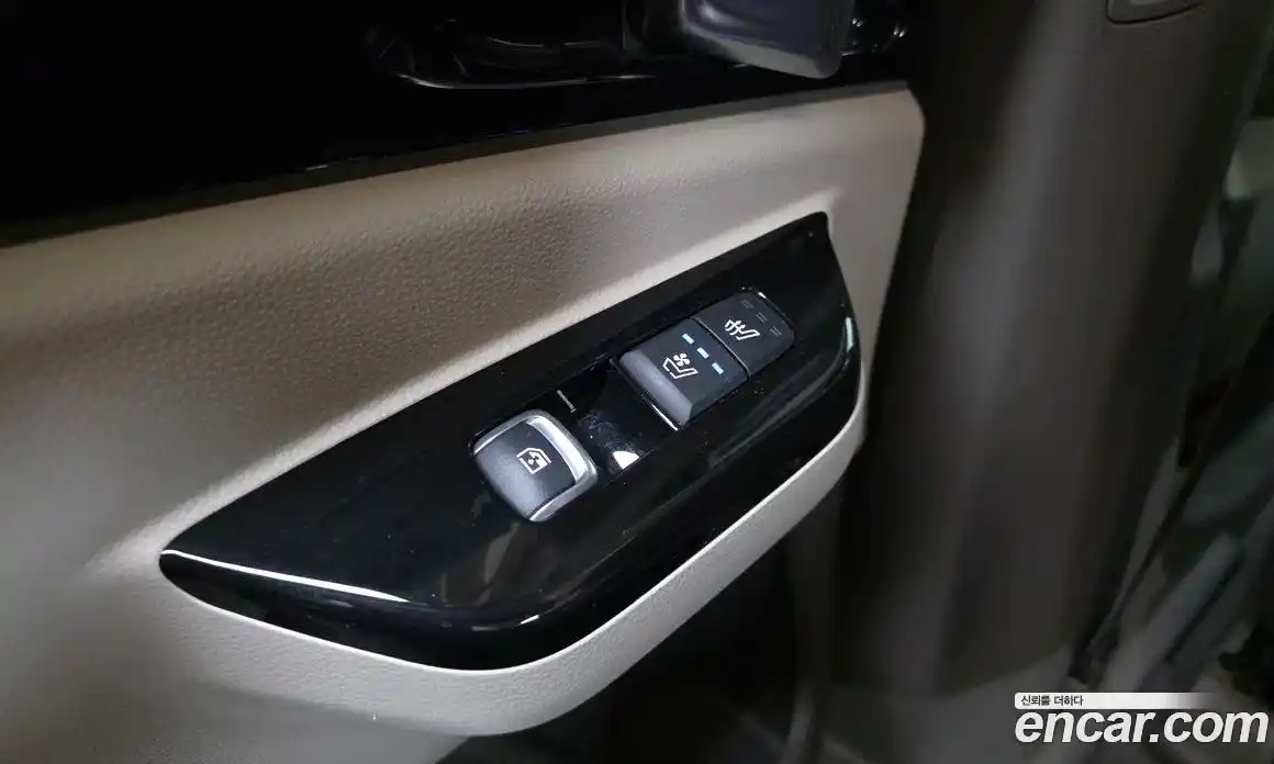 Kia Carnival 2022 3.5 автомат (гидро), фото 28