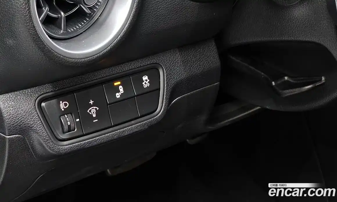 Kia K3 2023 1.6 автомат (гидро), фото 18