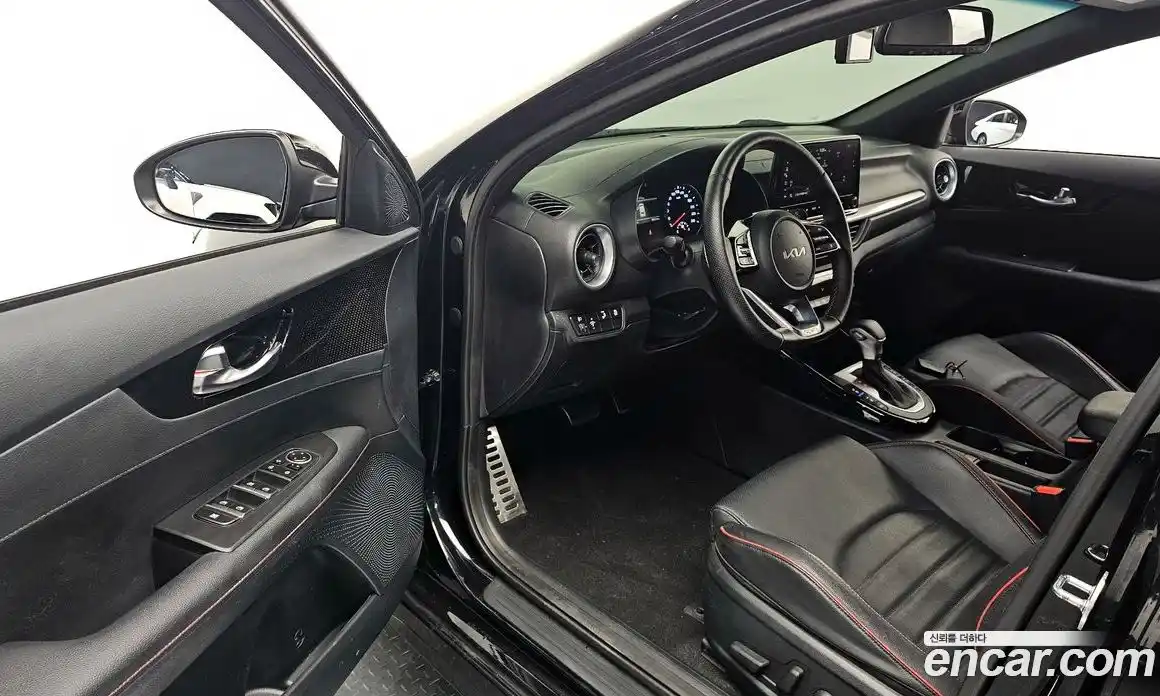 Kia K3 2023 1.6 автомат (гидро), фото 10