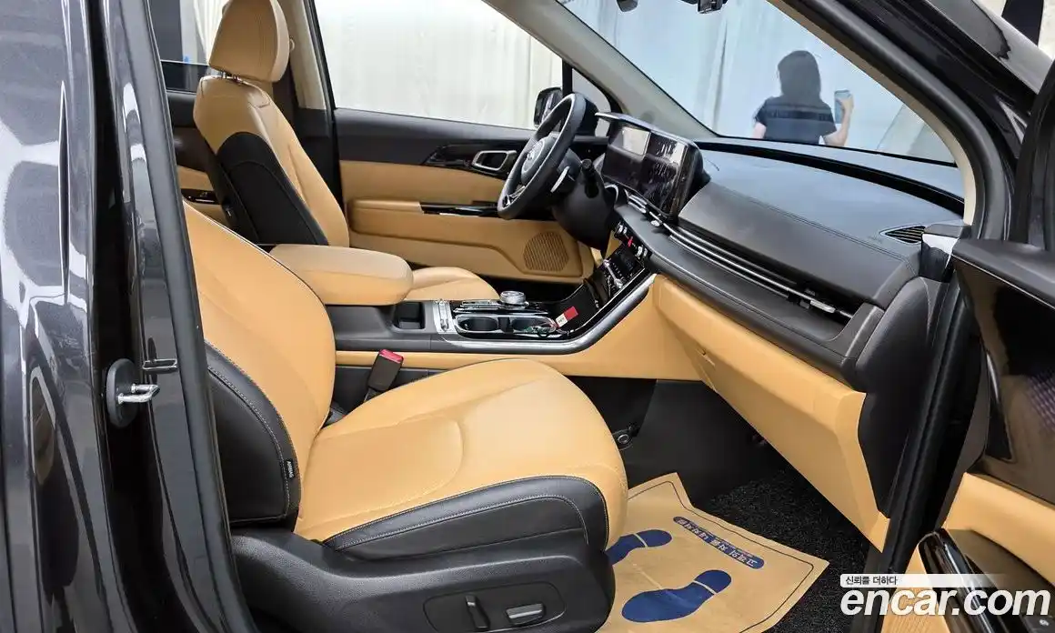 Kia Carnival 2021 2.2 автомат (гидро), фото 16