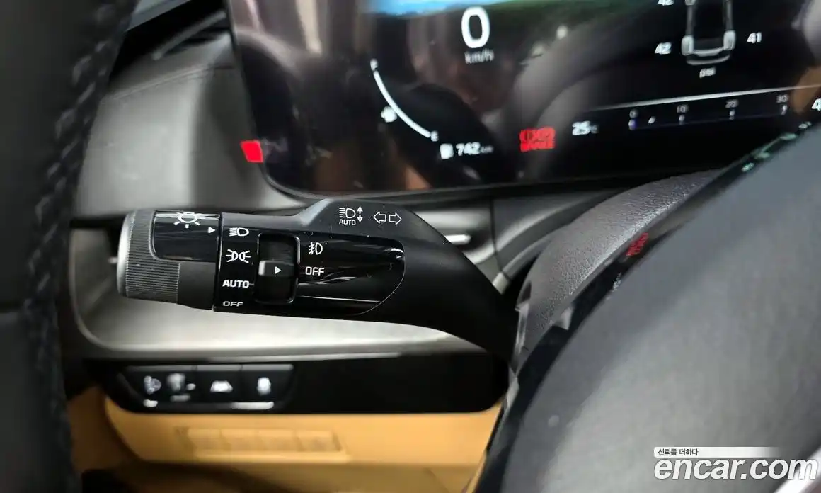 Kia Carnival 2021 2.2 автомат (гидро), фото 27