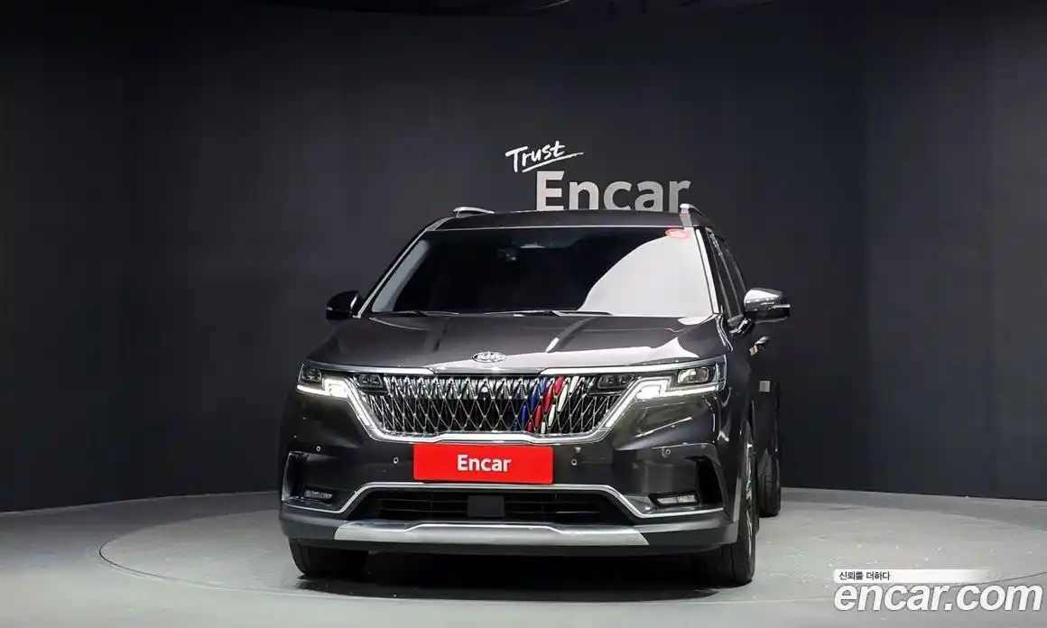 Kia Carnival 2021 2.2 автомат (гидро), фото 3