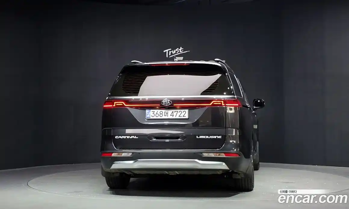Kia Carnival 2021 2.2 автомат (гидро), фото 4