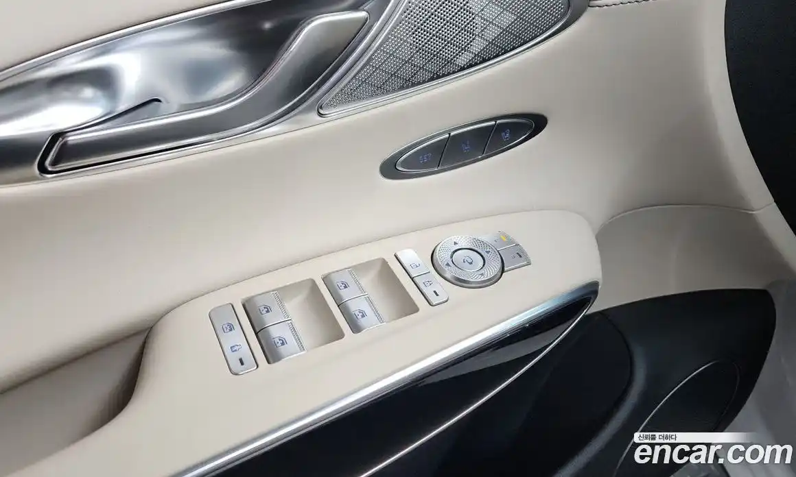 Genesis GV70 2023 2.5 автомат (гидро), фото 29