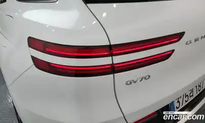 Genesis GV70 2023 2.5 автомат (гидро), миниатюра 9