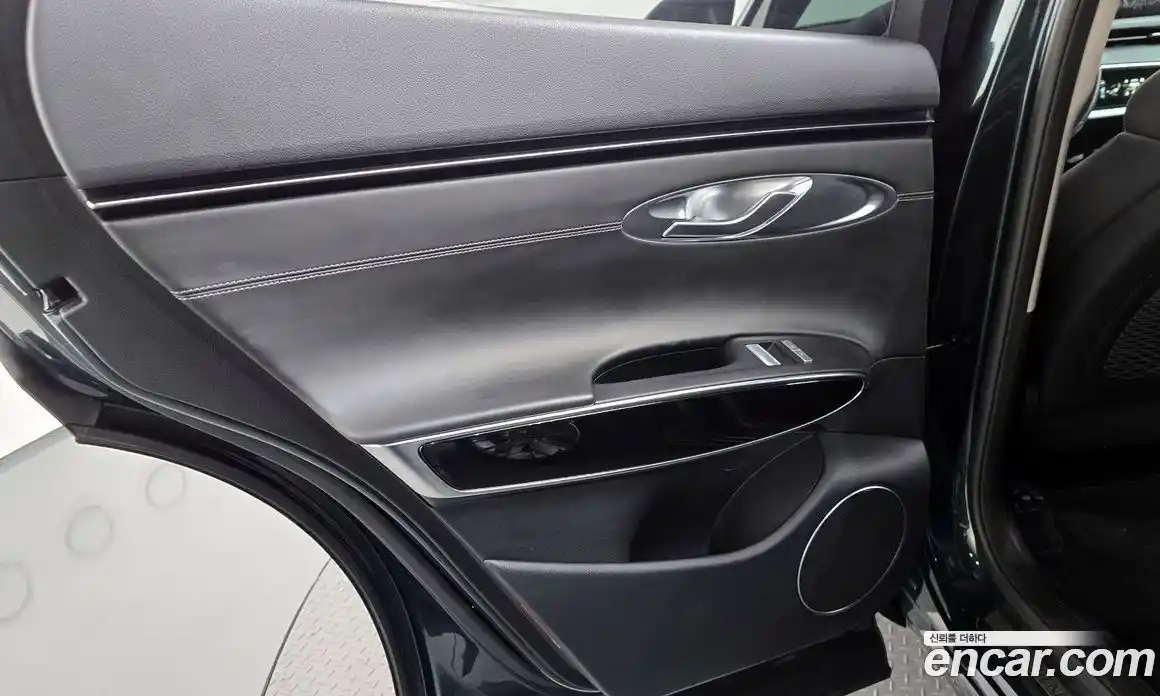 Genesis GV70 2021 2.5 автомат (гидро), фото 15