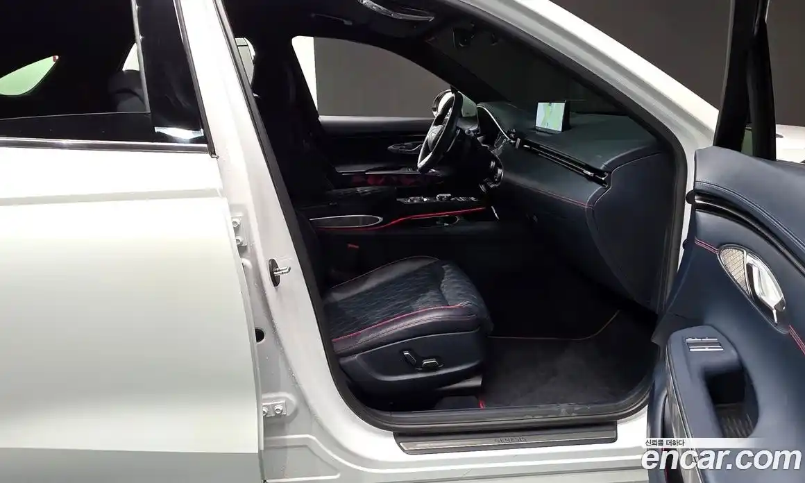Genesis GV70 2021 2.5 автомат (гидро), фото 16