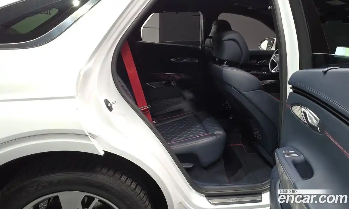 Genesis GV70 2021 2.5 автомат (гидро), фото 17