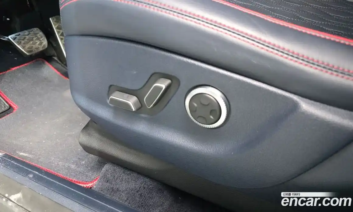 Genesis GV70 2021 2.5 автомат (гидро), фото 31