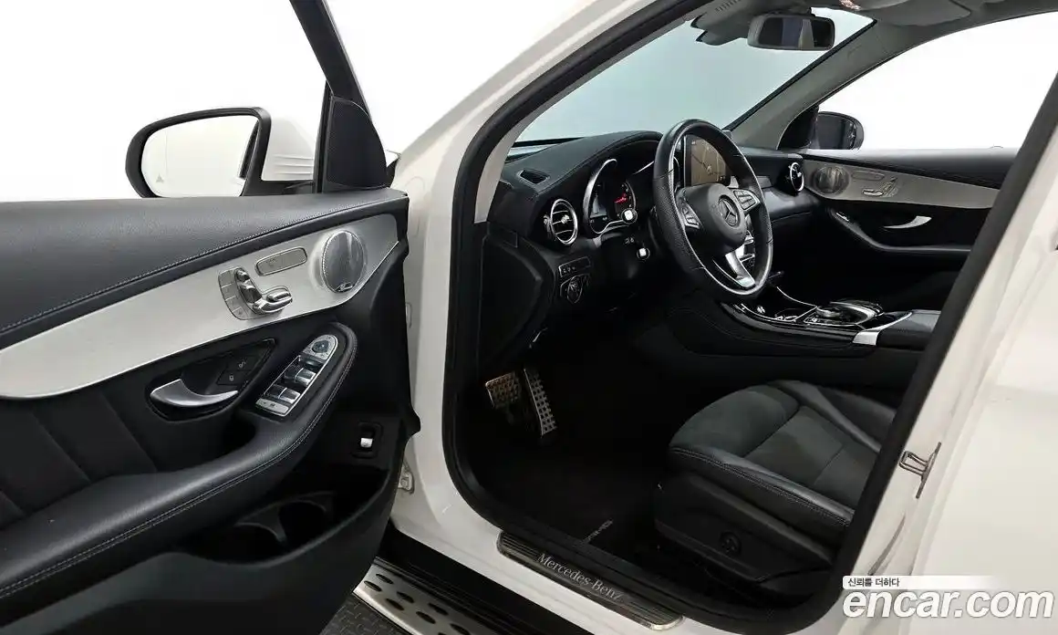Mercedes-Benz GLC-Class 2019 2.0 гидро, фото 13 Mercedes-Benz GLC-Class 2019 2.0 гидро, фото 13