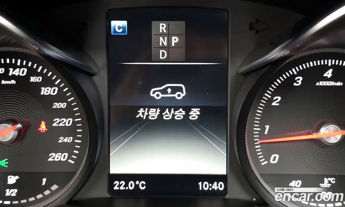 Mercedes-Benz GLC-Class 2019 2.0 гидро, фото 25 Mercedes-Benz GLC-Class 2019 2.0 гидро, фото 25